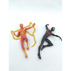 Marvel Swimways "Web-Warriors"  Flexible pool toys Iron Spider & Kid Arachnid